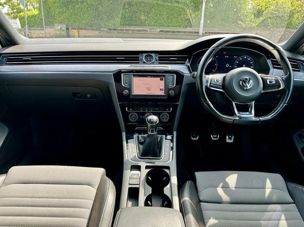 Volkswagen Passat 2.0 Tdi Bluemotion Tech R-line Saloon M Silver #2
