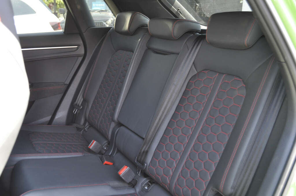 Audi RS Q3 2.5 Rs Q3 Sport Edition Tfsi Quattro 4Wd Green #3
