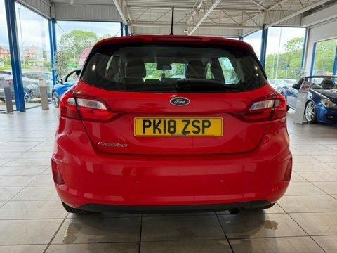 Ford Fiesta 1.0T Ecoboost Zetec Red #4