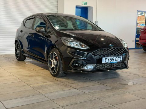 Ford Fiesta 1.5T Ecoboost St-2 Black