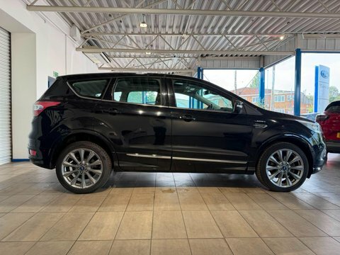 Ford Kuga 2.0 Tdci Vignale EK68JYE Black #2