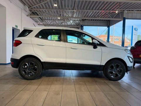 Ford Ecosport 1.0T Ecoboost Zetec White #2