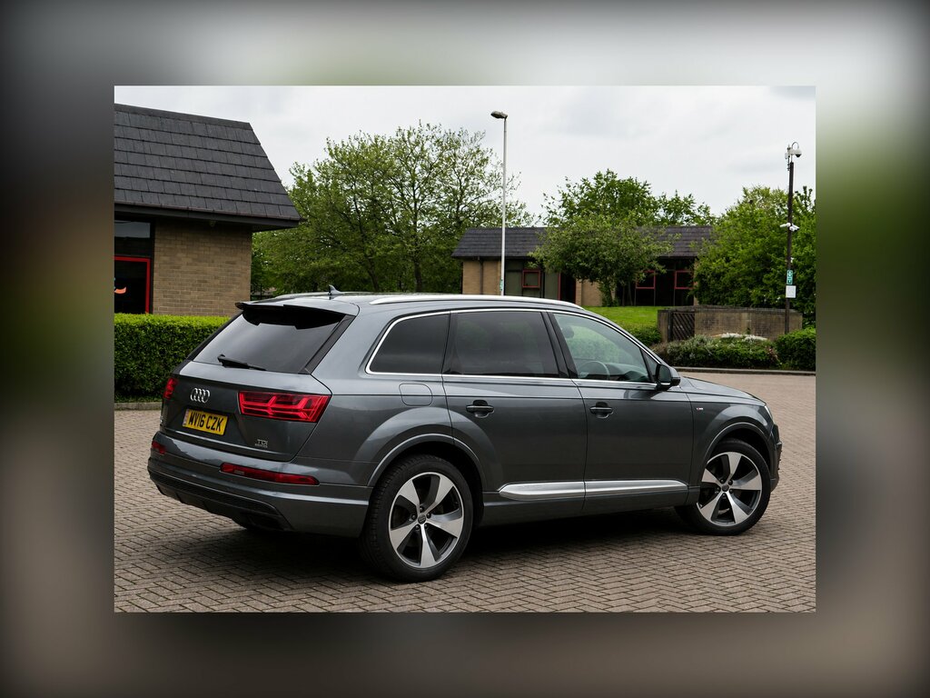 Audi Q7 3.0 Tdi V6 S Line Suv Tiptronic Quattro Grey #3