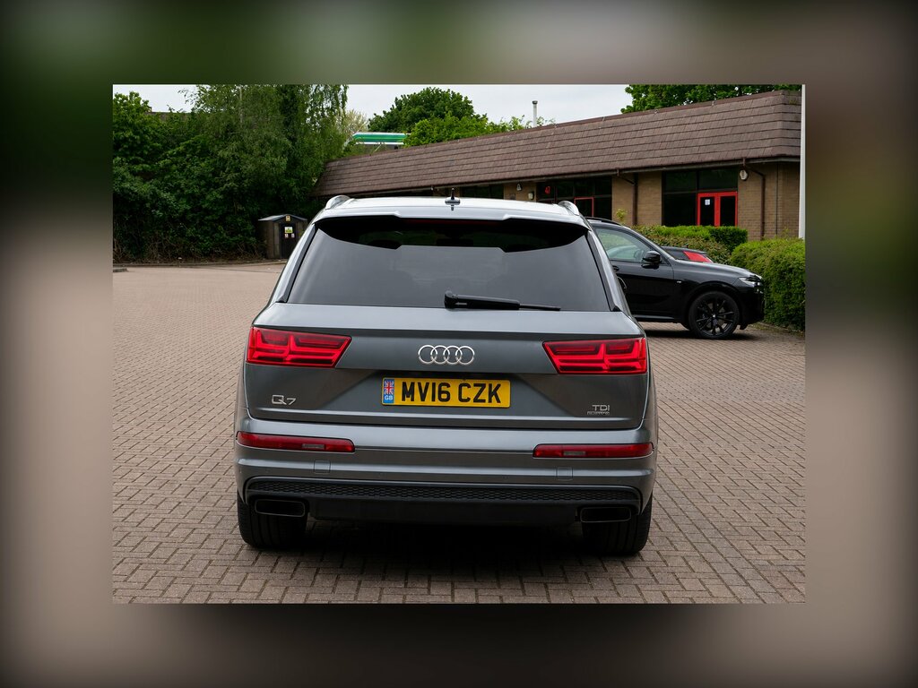 Audi Q7 3.0 Tdi V6 S Line Suv Tiptronic Quattro Grey #4