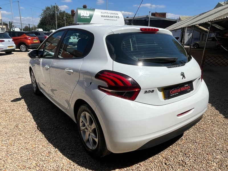 Peugeot 208 Hatchback Blue #2