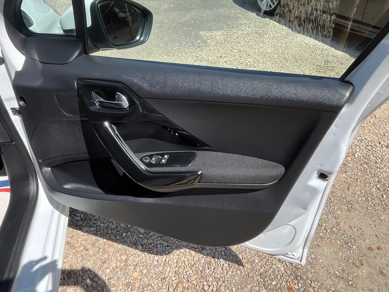 Peugeot 208 Hatchback Blue #6