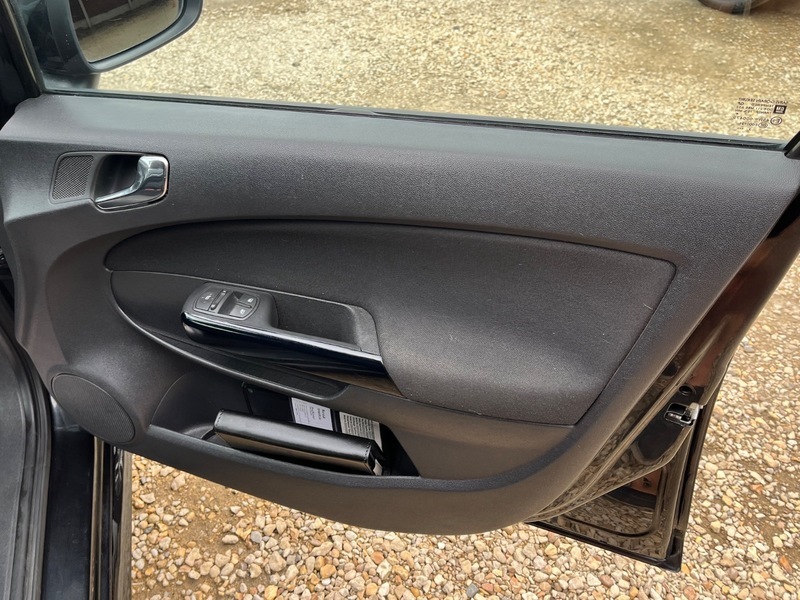 Vauxhall Corsa 1.2I 16V S Ac Nq Silver #9