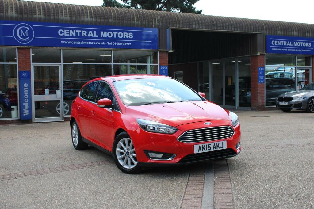 Ford Focus 1.6 Tdci Titanium Euro 5 Ss Red #2