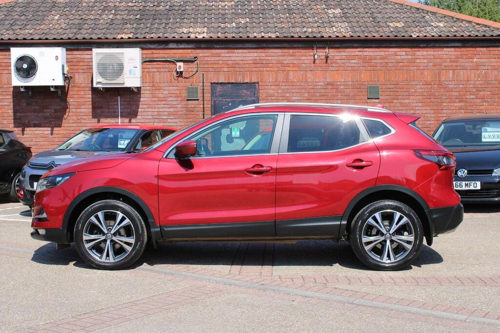 Nissan Qashqai 1.5 Dci N-connecta Euro 6 Ss Red #5