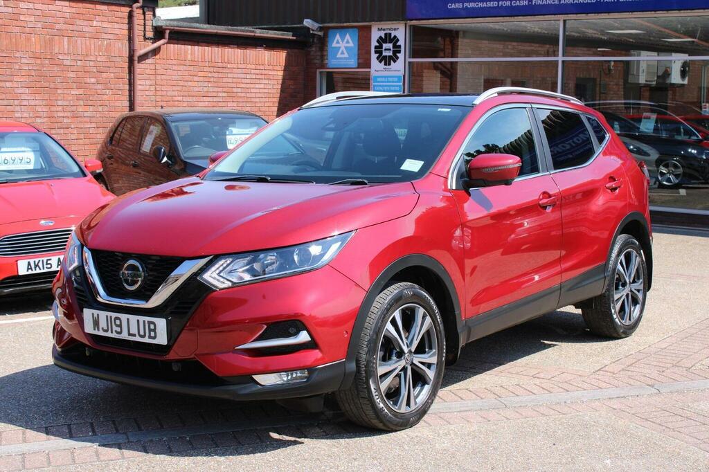 Nissan Qashqai 1.5 Dci N-connecta Euro 6 Ss Red #4