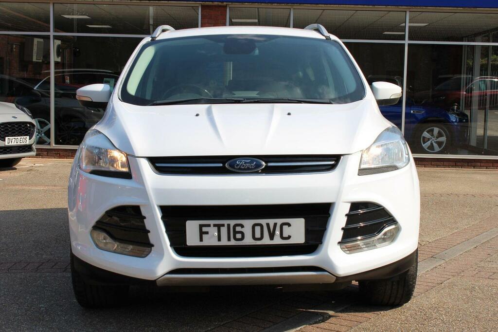 Ford Kuga 2.0 Tdci Titanium Powershift Awd Euro 6 Ss White #3