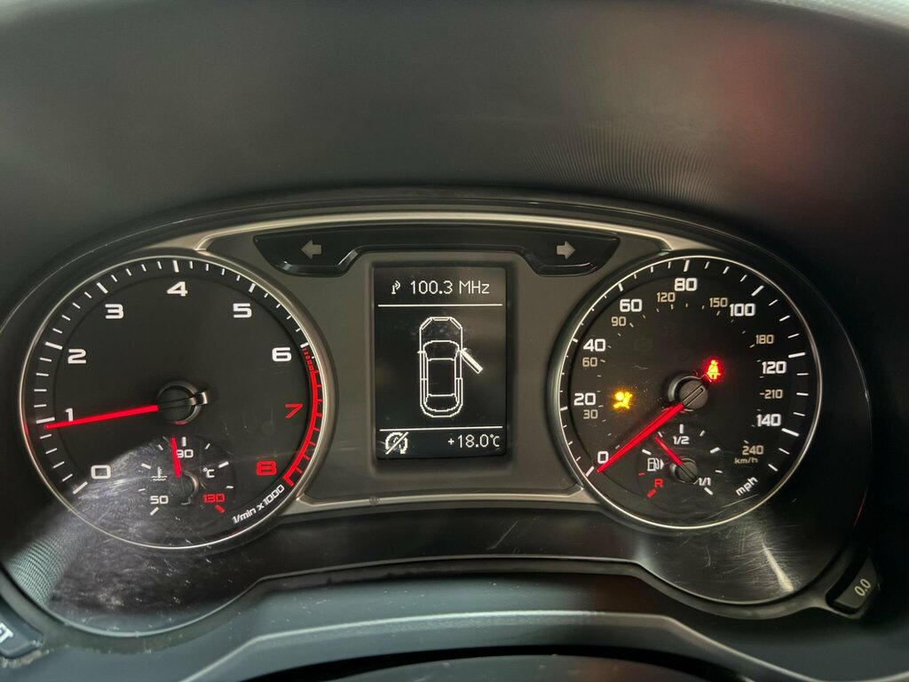 Audi A1 1.4 Tfsi Sport Sportback Euro 5 Black #37