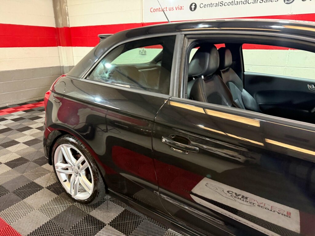 Audi A1 1.4 Tfsi Sport Sportback Euro 5 Black #44
