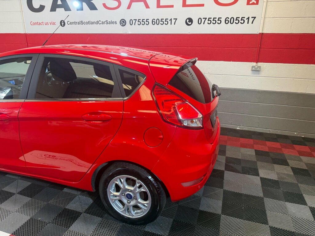 Ford Fiesta 1.6 Tdci Econetic Titanium Euro 5 Ss Red #6