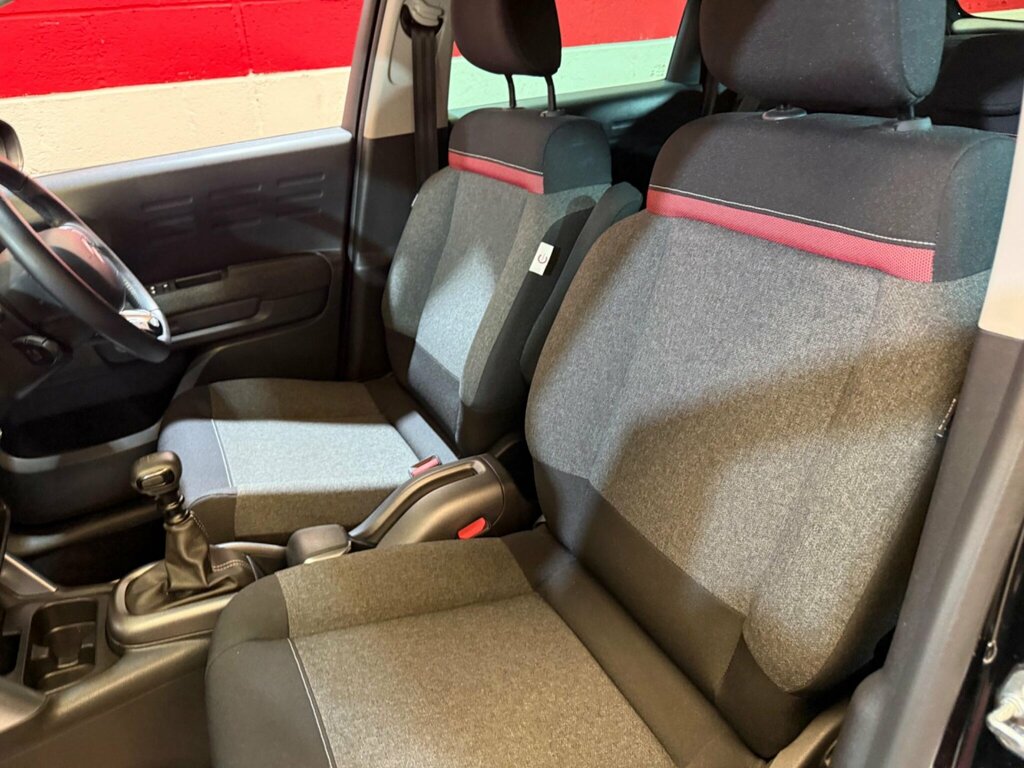 Citroen C3 Aircross 1.2 Puretech Shine Plus Euro 6 Ss Black #65