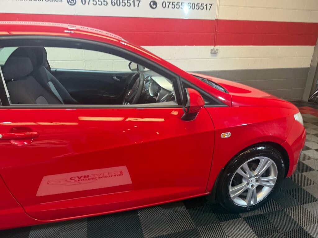 Seat Ibiza 1.4 16V Chill Sport Coupe Euro 5 Red #4