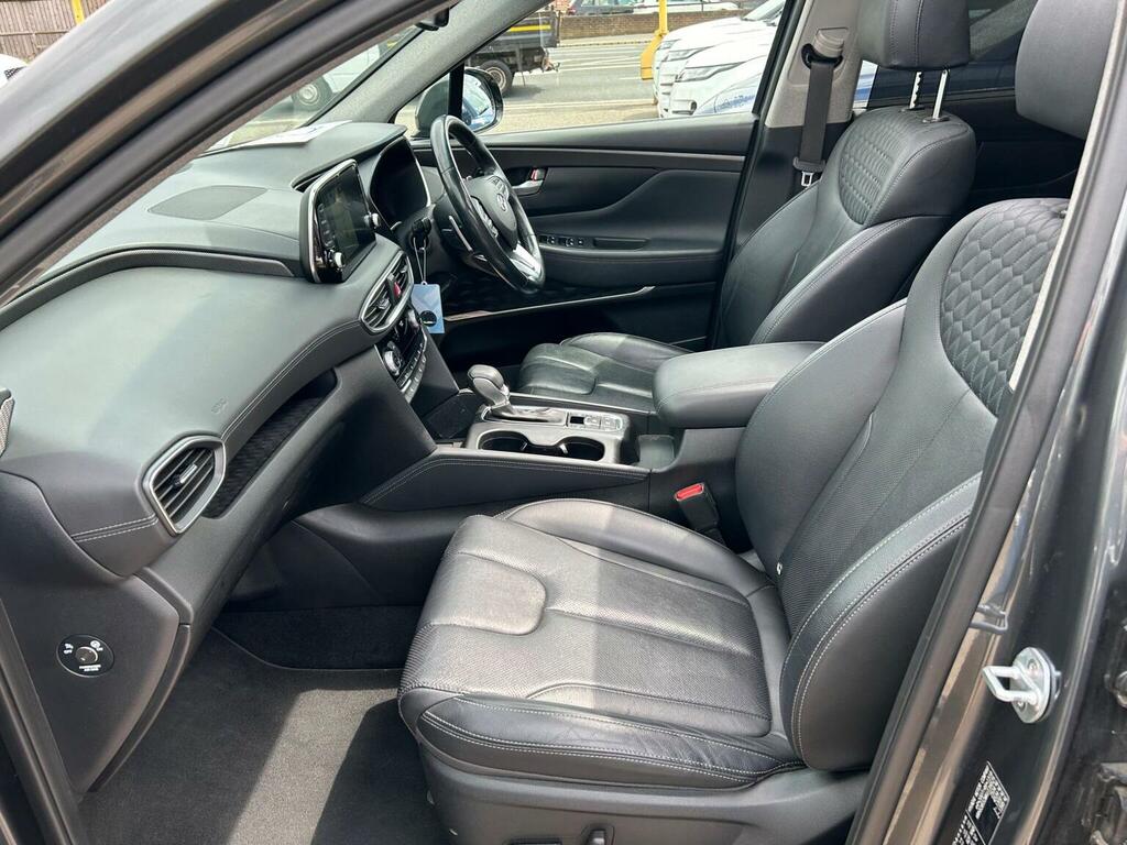 Hyundai Santa Fe 2.2L Crdi Premium Se 197 Bhp Black #7