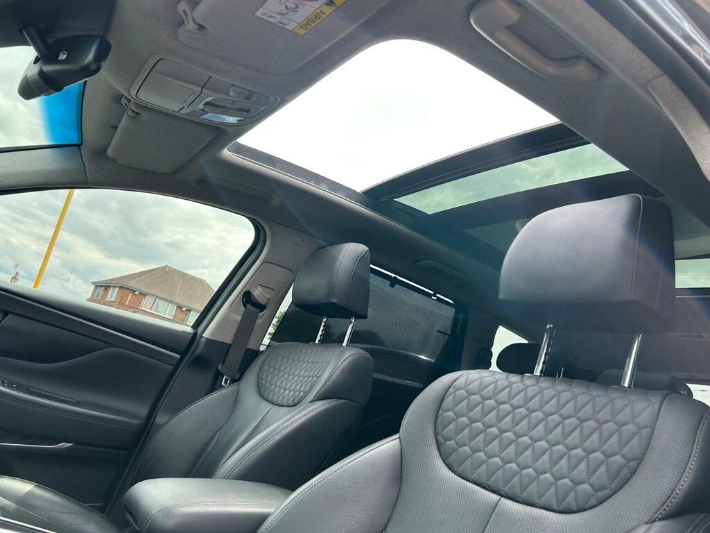 Hyundai Santa Fe 2.2L Crdi Premium Se 197 Bhp Black #8