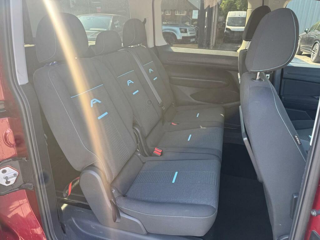 Ford Grand Tourneo Connect 2.0 Ecoblue Active Mpv Dct Euro 6 Ss Blue #14