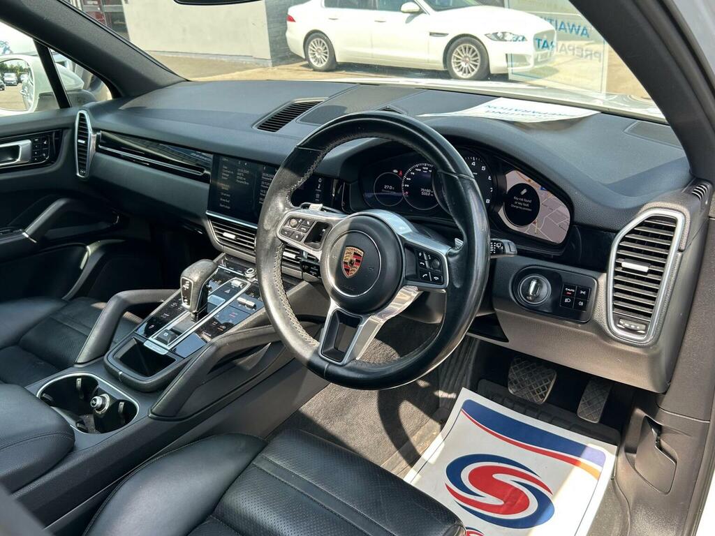 Porsche Cayenne 3.0T V6 Tiptronics 4Wd Euro 6 Ss RE18ZHB White #4