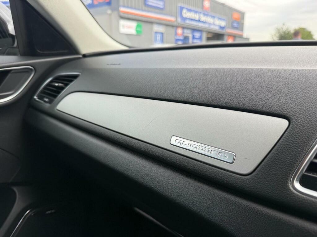 Audi Q3  Grey #16