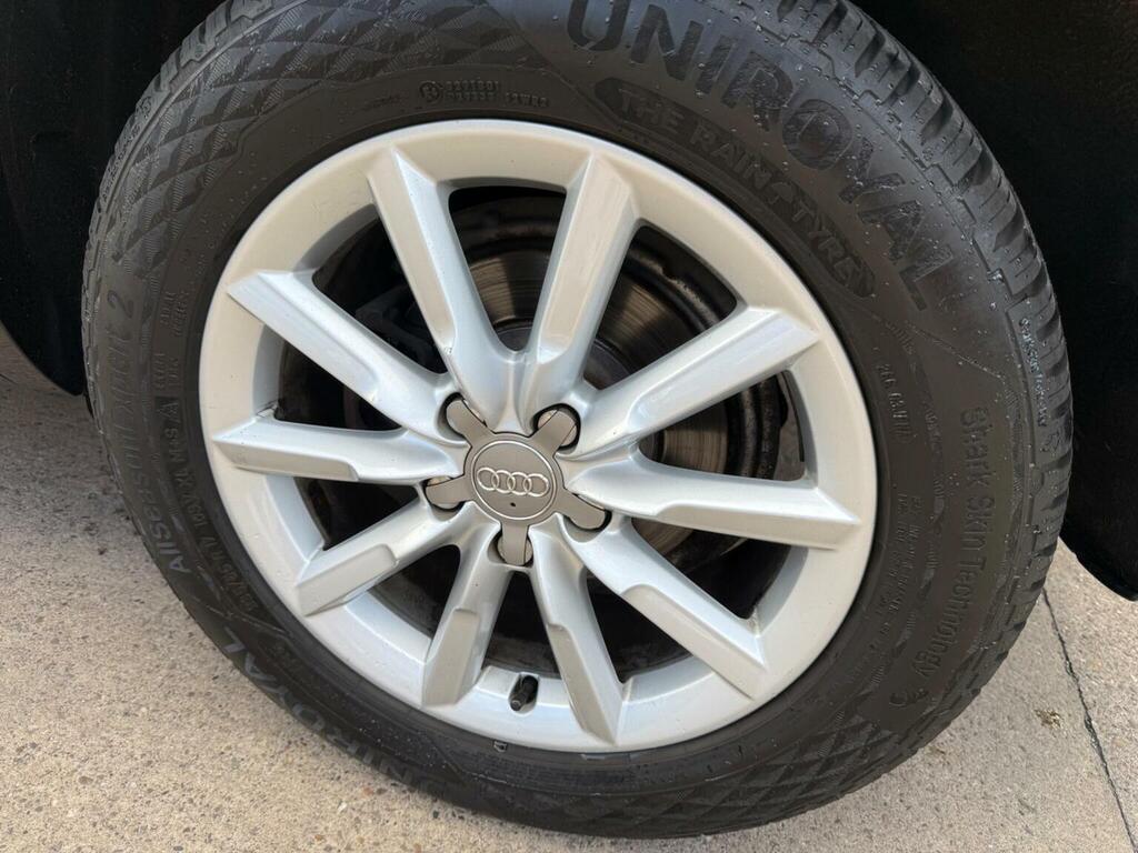 Audi Q3  Grey #28