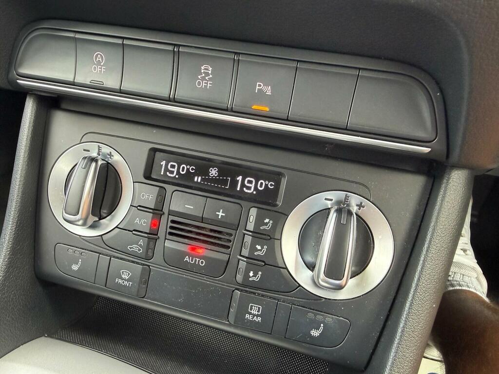 Audi Q3  Grey #18