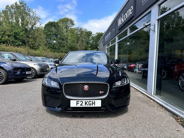 Jaguar XF Saloon Black #2
