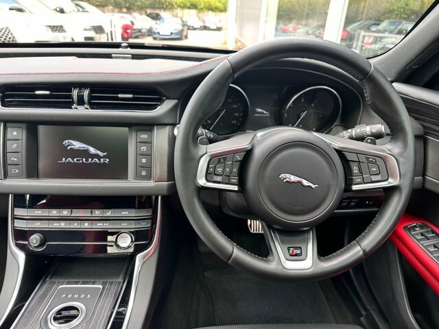 Jaguar XF Prestige Red #15