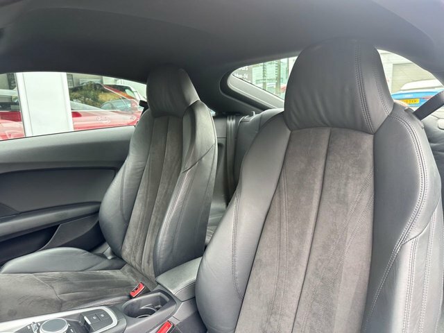 Audi TT 40 Tfsi Black Edition S Tronic Grey #16