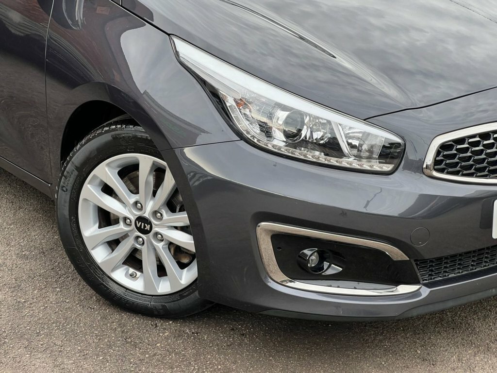 Kia Ceed 1L 2 Silver #6