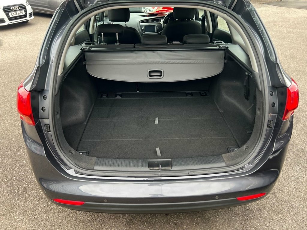 Kia Ceed 1L 2 Silver #4