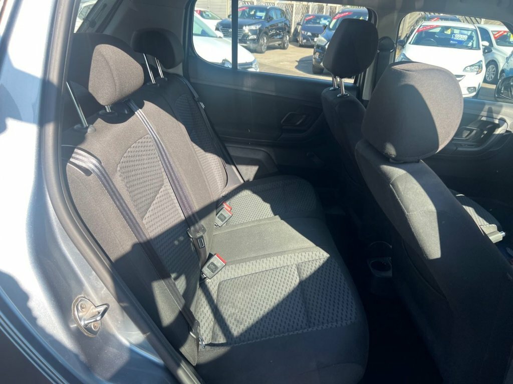 Skoda Fabia Hatchback White #25