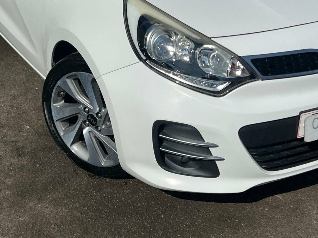 Kia RIO 1L 3 White #6