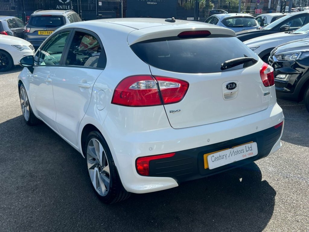 Kia RIO 1L 3 White #3