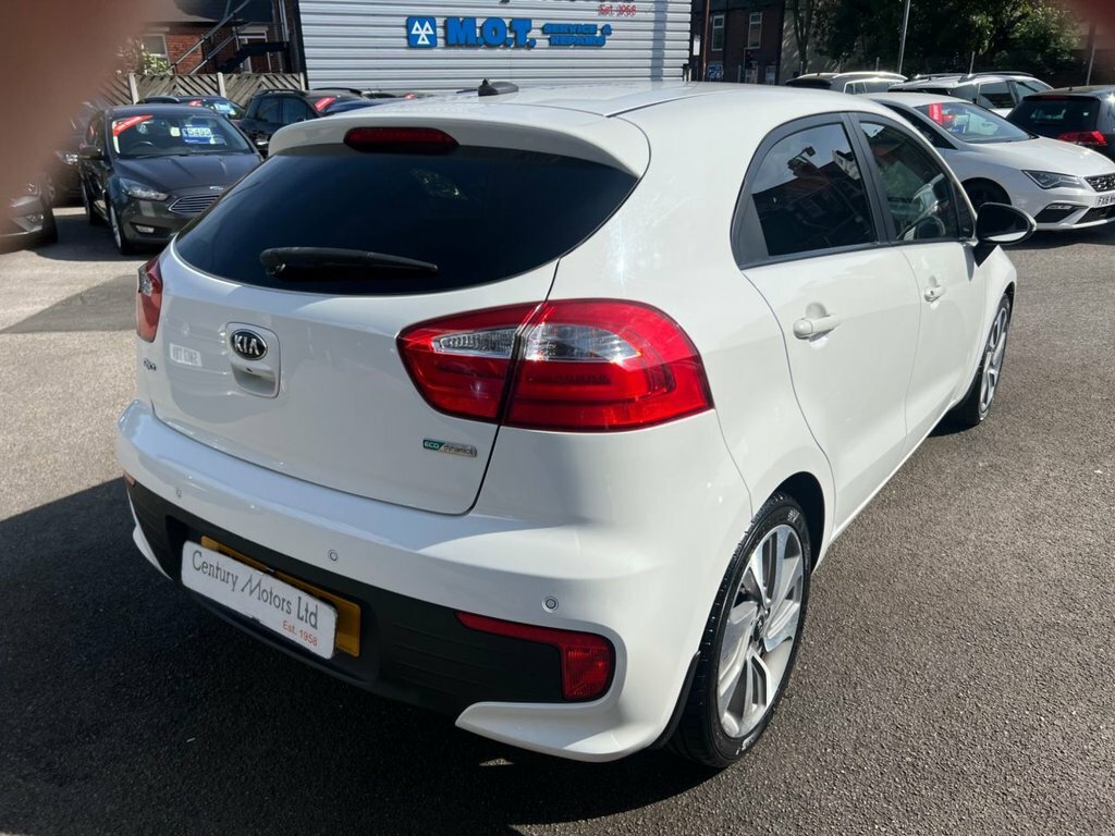 Kia RIO 1L 3 White #5