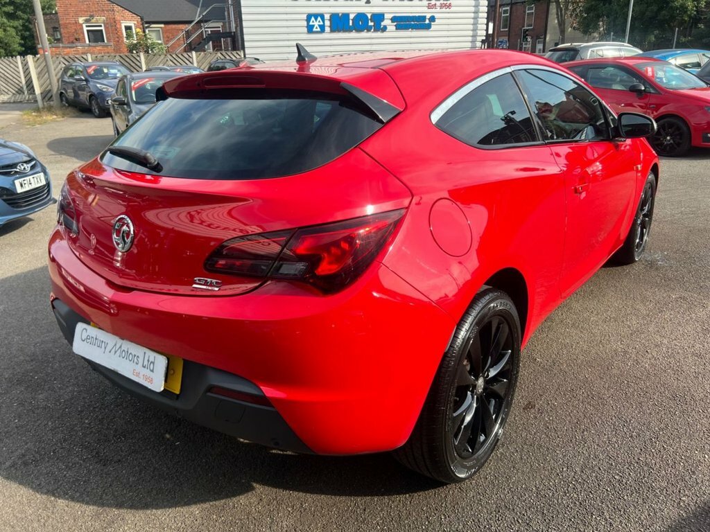 Vauxhall Astra GTC 2L Sri Red #6