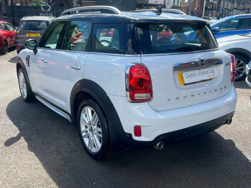 Mini Countryman 2L Cooper S Exclusive White #3
