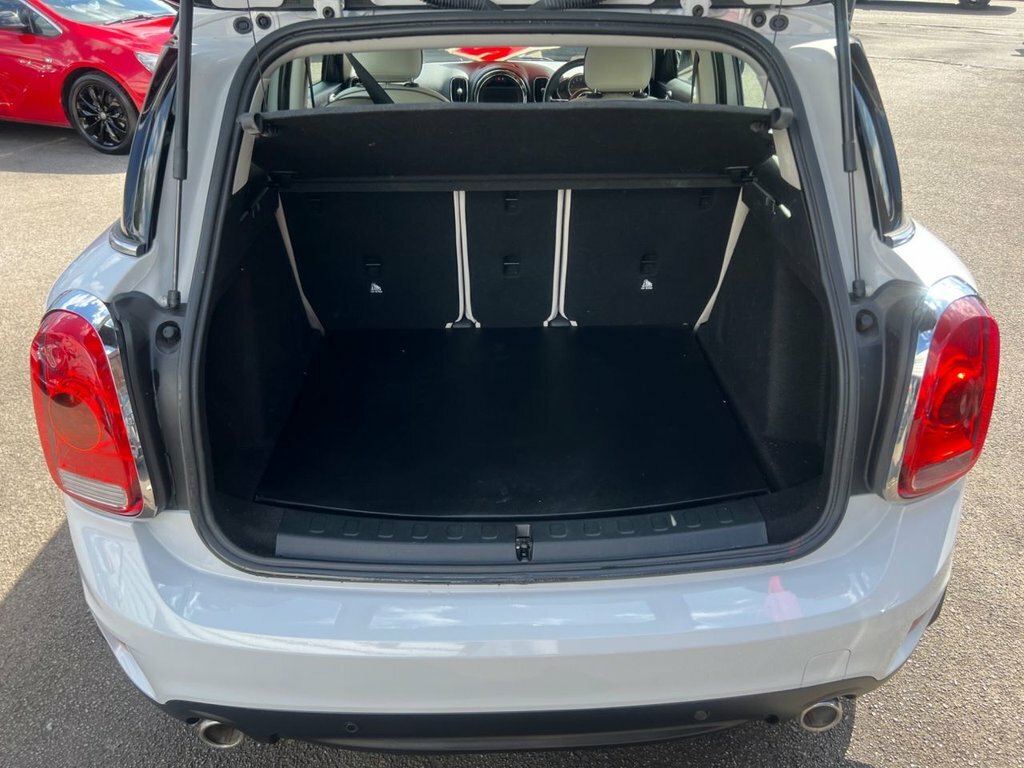 Mini Countryman 2L Cooper S Exclusive White #4