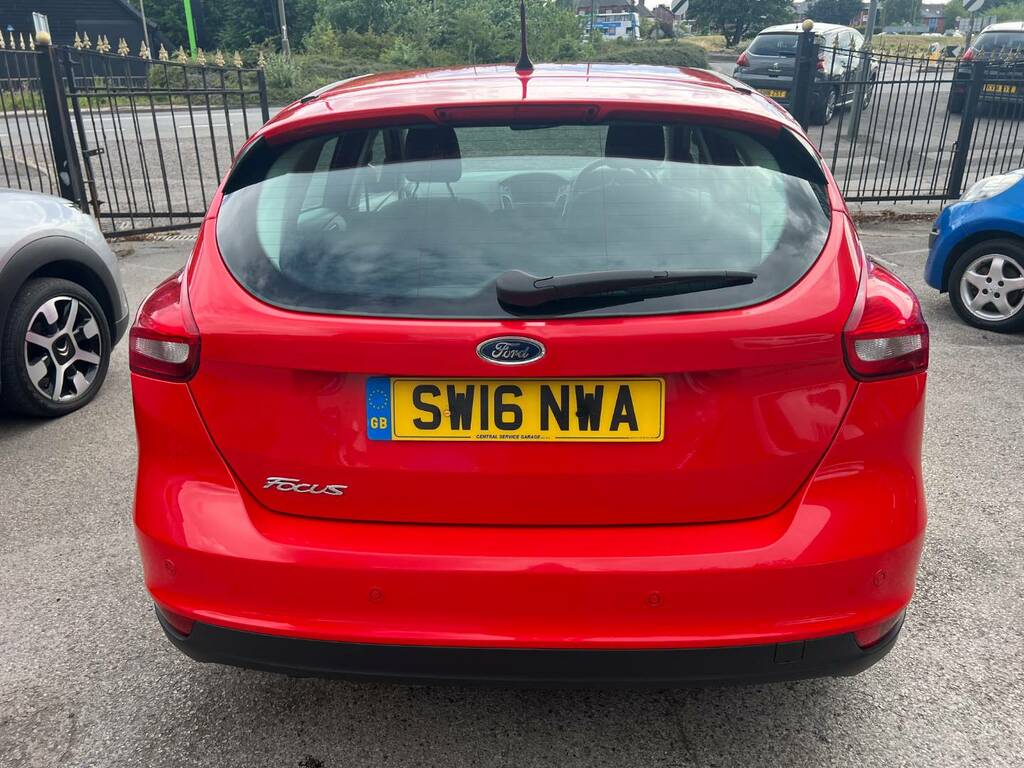 Ford Focus 1.5 Tdci 120 Titanium Red #5