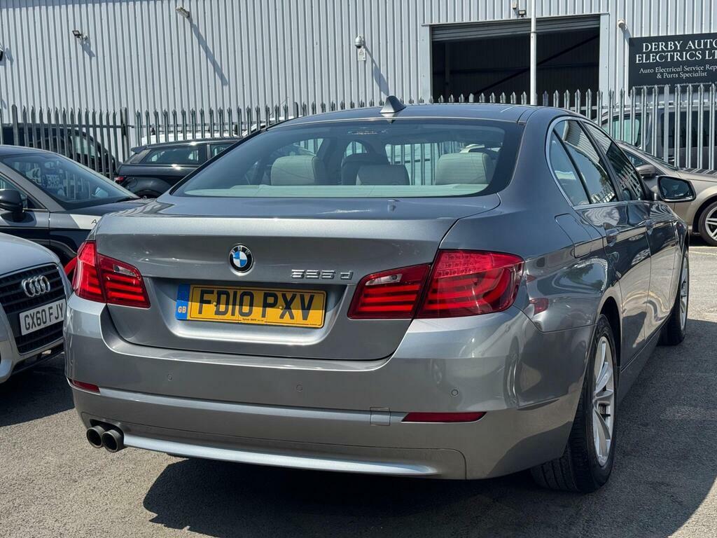 BMW 5 Series 3.0 525D Se Steptronic Euro 5 FD10PXV Grey #4
