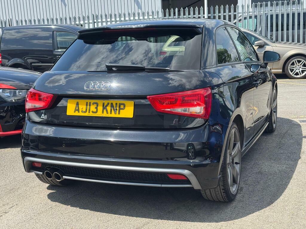 Audi A1 2.0 Tdi Black Edition Euro 5 S S AJ13KNP Black #4