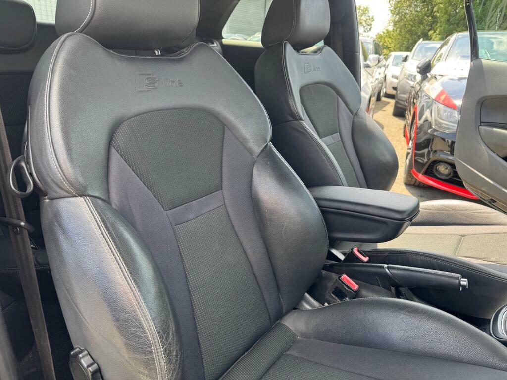 Audi A1 2.0 Tdi Black Edition Euro 5 S S AJ13KNP Black #5