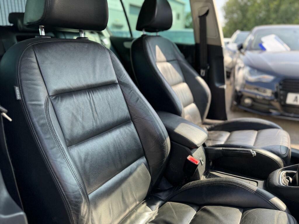 Volkswagen Golf 2.0 Tdi Gt Leather Hatchback White #5