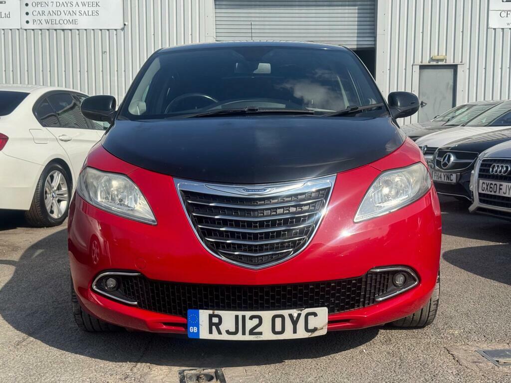 Chrysler Ypsilon 0.9 Twinair Blackred Euro 5 S S Black #6