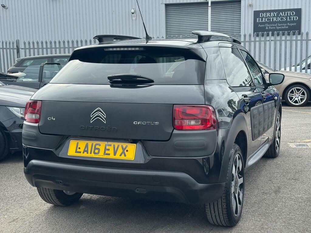 Citroen C4 Cactus 1.2 Puretech Flair Euro 6 Black #4
