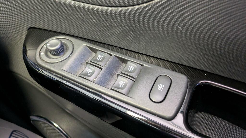 Renault Captur Blue #26