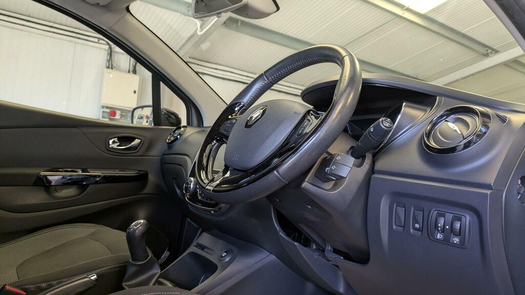Renault Captur Blue #32
