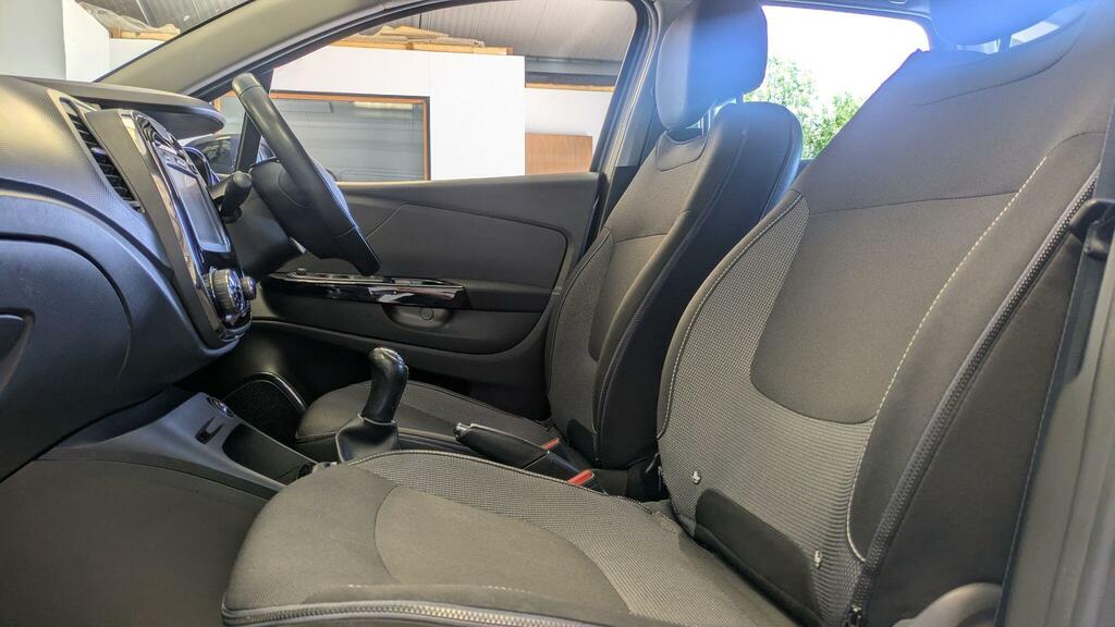 Renault Captur Blue #37