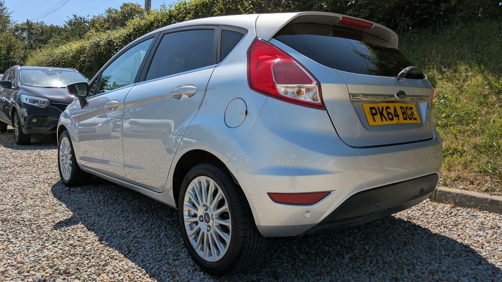 Ford Fiesta Titanium PK64BGE Silver #4